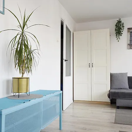 Targ Na Starym Miescie Z Widokiem Na Rzeke Free Parking Гданьск