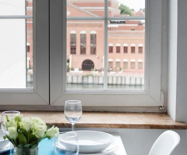 Targ Na Starym Miescie Z Widokiem Na Rzeke Free Parking Apartman Gdańsk