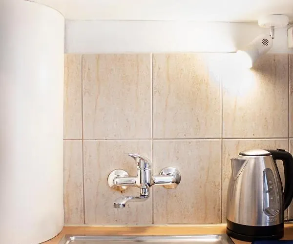 Targ Na Starym Miescie Z Widokiem Na Rzeke Free Parking 아파트